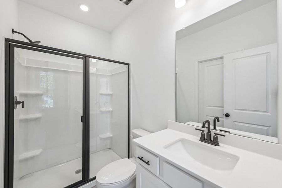 Furnished interior view inside a new home in Auburn Glen, Dacula (Image 8).