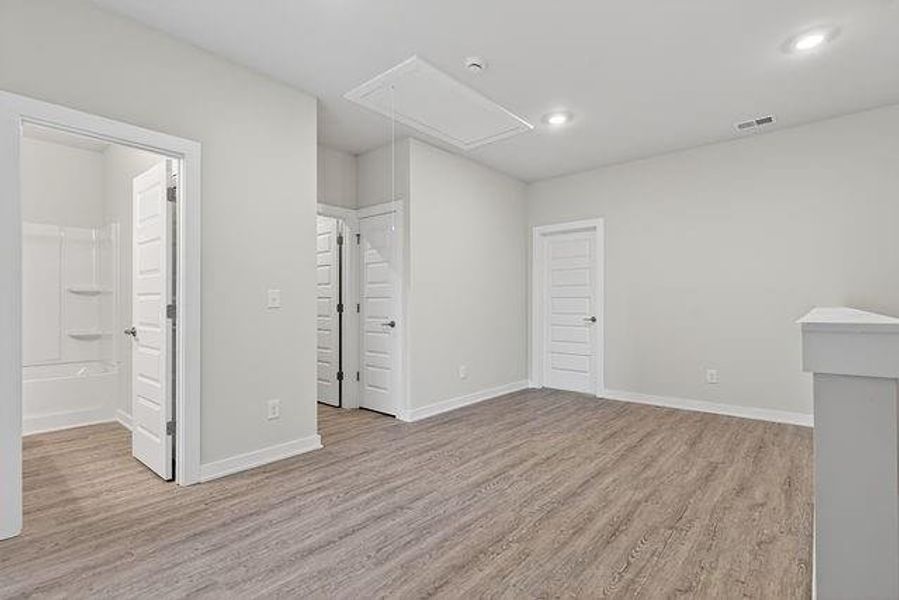 Spacious, unfurnished interior of a new home in The Park at Gainesville Township, Gainesville (Image 14). Spacious, unfurnished interior of a new home in The Park at Gainesville Township, Gainesville (Image 14).