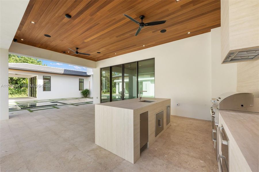 Exterior details and patio area of a home in , Pinecrest (Image 45).
