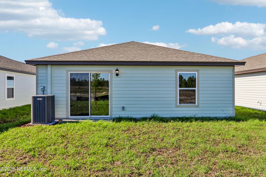 Exterior details and patio area of a home in , Jacksonville (Image 21).