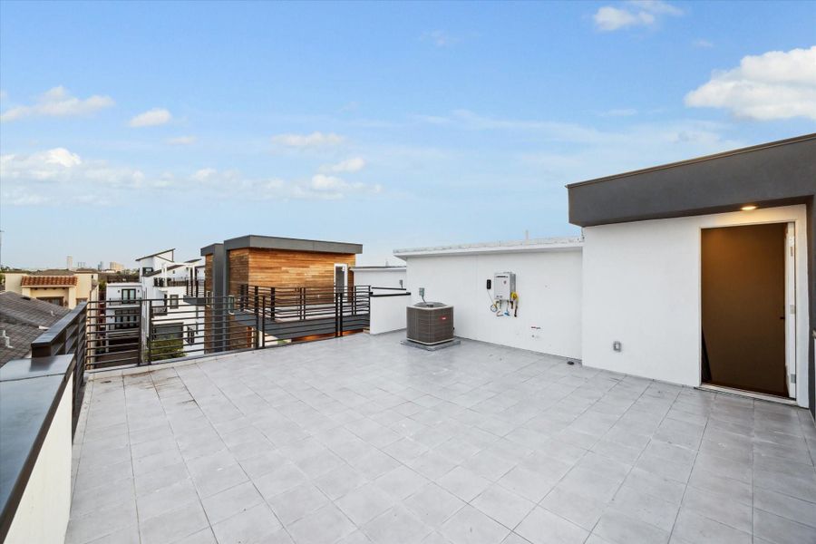 Large enough for entertaining Large enough for entertaining