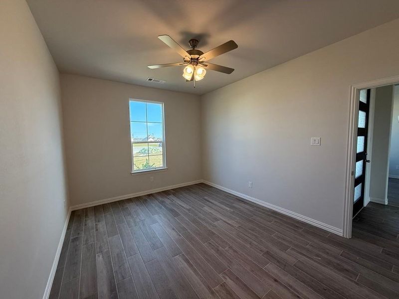 Spacious, unfurnished interior of a new home in Parker Heights, Valley View (Image 7).