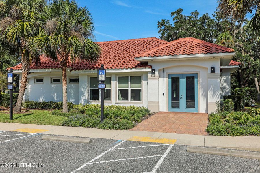 Community amenities in The Hammock at Palm Harbor, Palm Coast (Image 34).