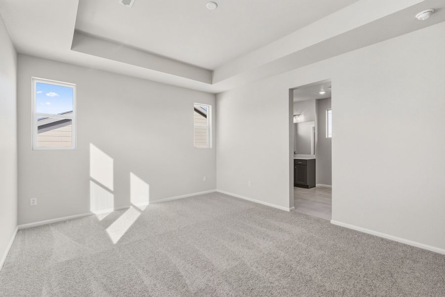 Spacious, unfurnished interior of a new home in Talon Pointe, Thornton (Image 16).