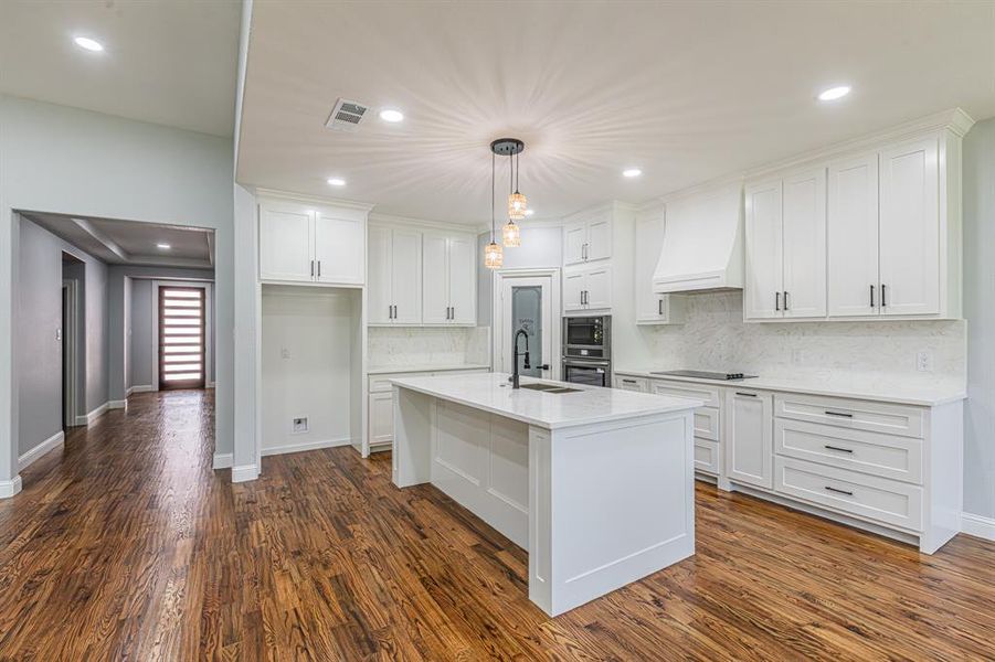 Furnished interior view inside a new home in , Runaway Bay (Image 9).