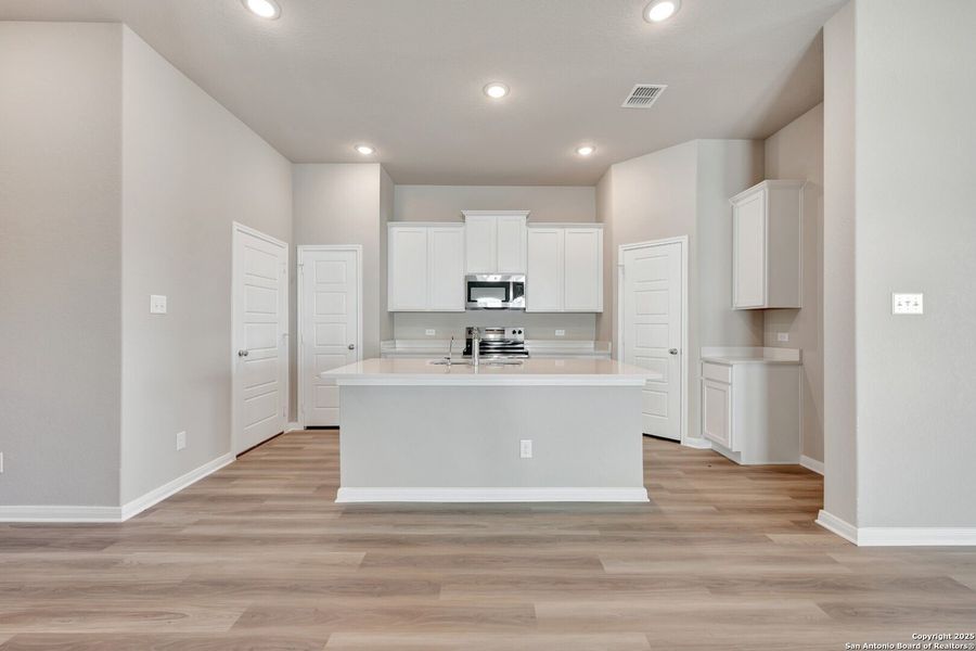 Furnished interior view inside a new home in Greenspoint Heights, Seguin (Image 9).