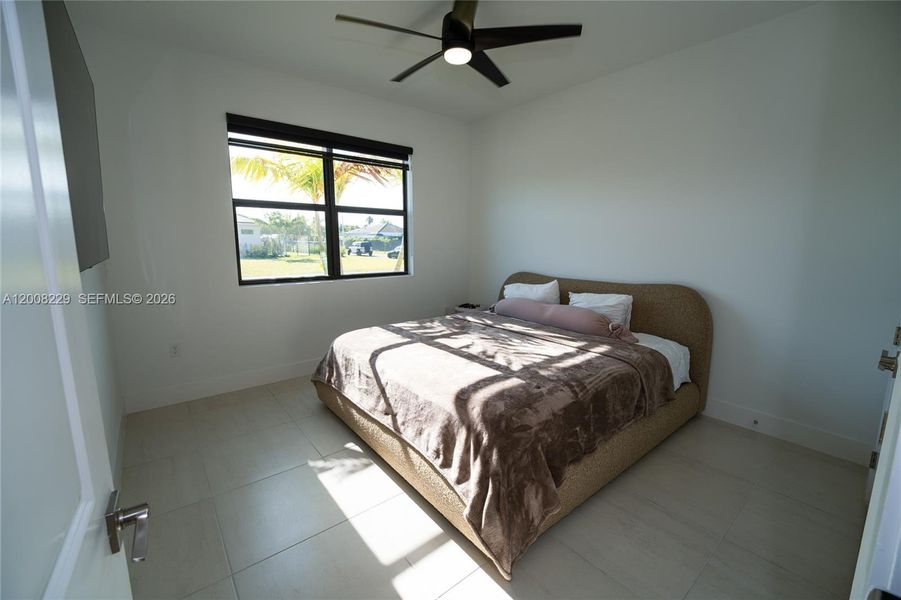 Furnished interior view inside a new home in , Homestead (Image 35).