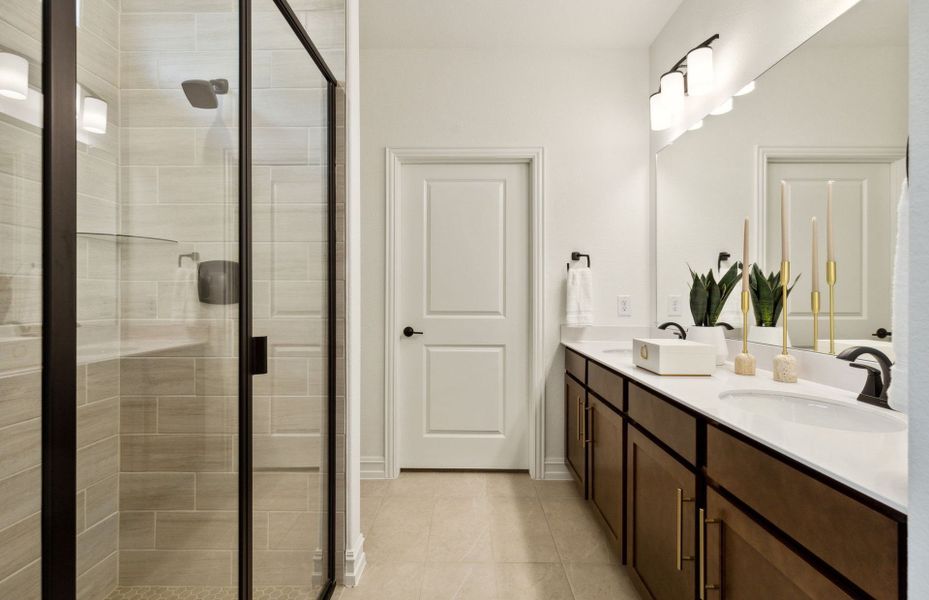 Furnished interior view inside a new home in Del Webb at Legacy Hills, Celina (Image 4).
