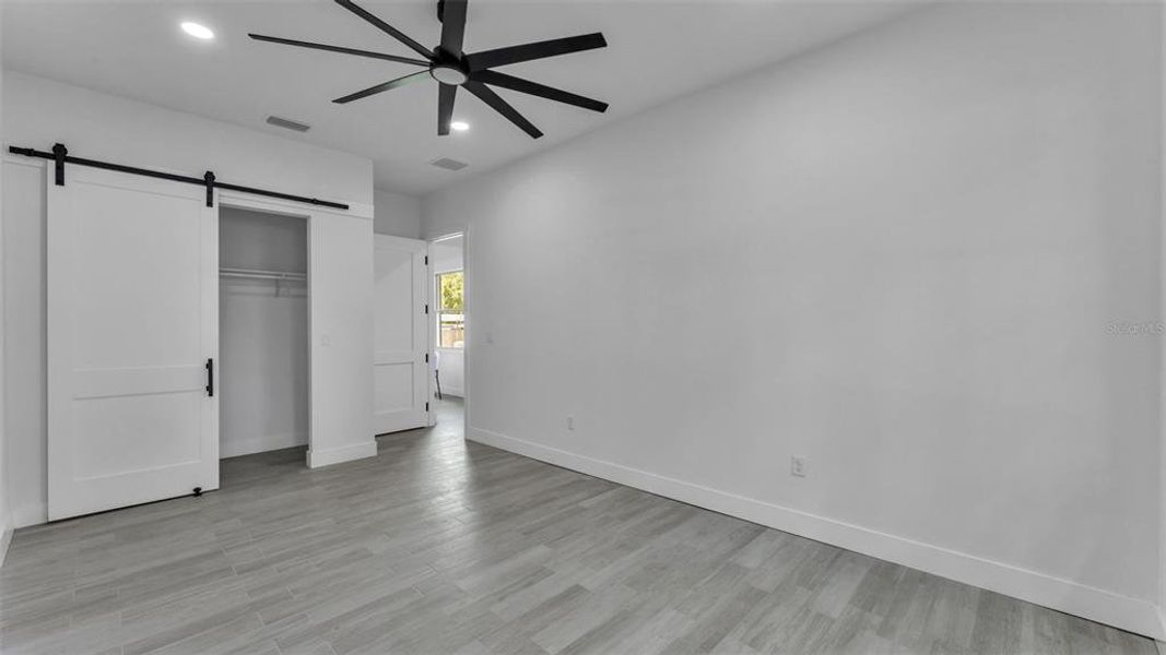 Spacious, unfurnished interior of a new home in , Plant City (Image 22). Spacious, unfurnished interior of a new home in , Plant City (Image 22).