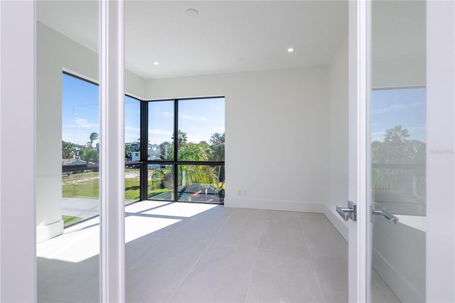 Spacious, unfurnished interior of a new home in , Longboat Key (Image 58). Spacious, unfurnished interior of a new home in , Longboat Key (Image 58).