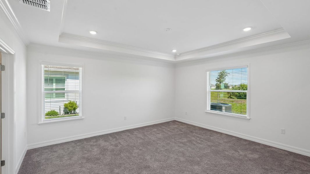 Spacious, unfurnished interior of a new home in Heritage Station, Punta Gorda (Image 25).