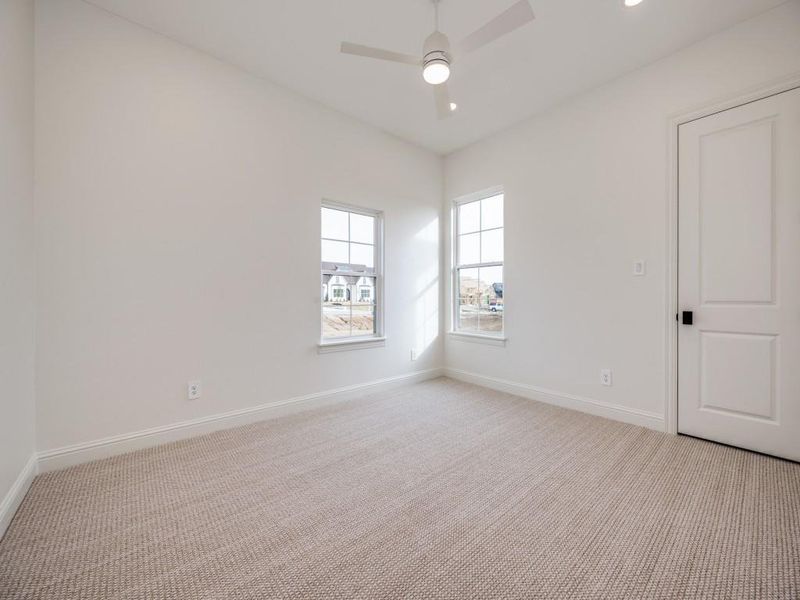 Spacious, unfurnished interior of a new home in , Northlake (Image 20).