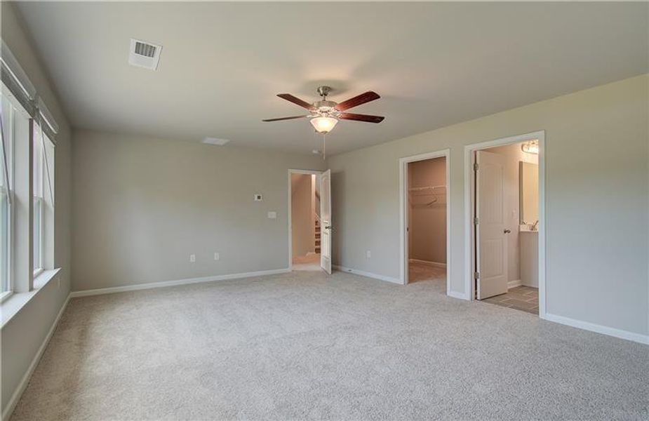 Spacious, unfurnished interior of a new home in Cooper Park, McDonough (Image 22).