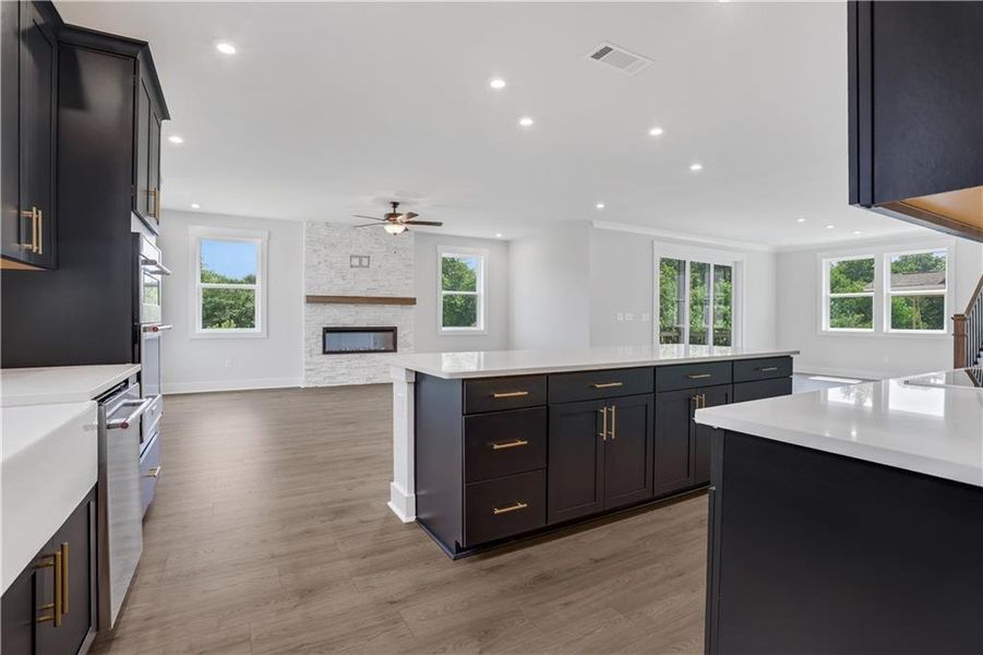 Furnished interior view inside a new home in Hopewell Reserve, Cumming (Image 10).