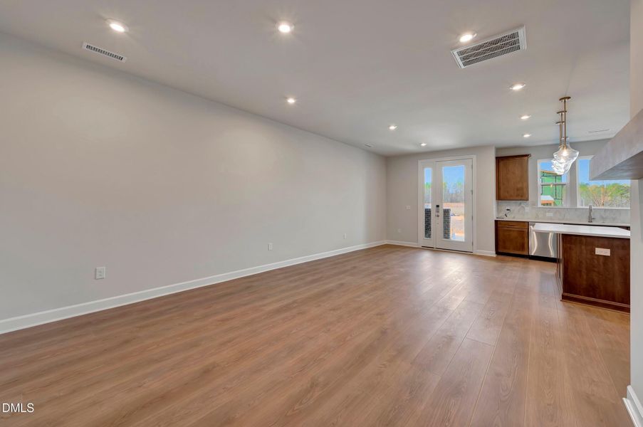 9 Foot Ceilings on 1st and 2nd Floor