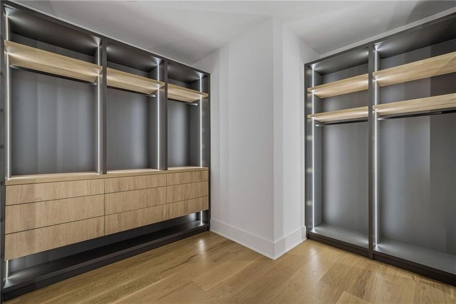 Spacious, unfurnished interior of a new home in , Atlanta (Image 73). Spacious, unfurnished interior of a new home in , Atlanta (Image 73).