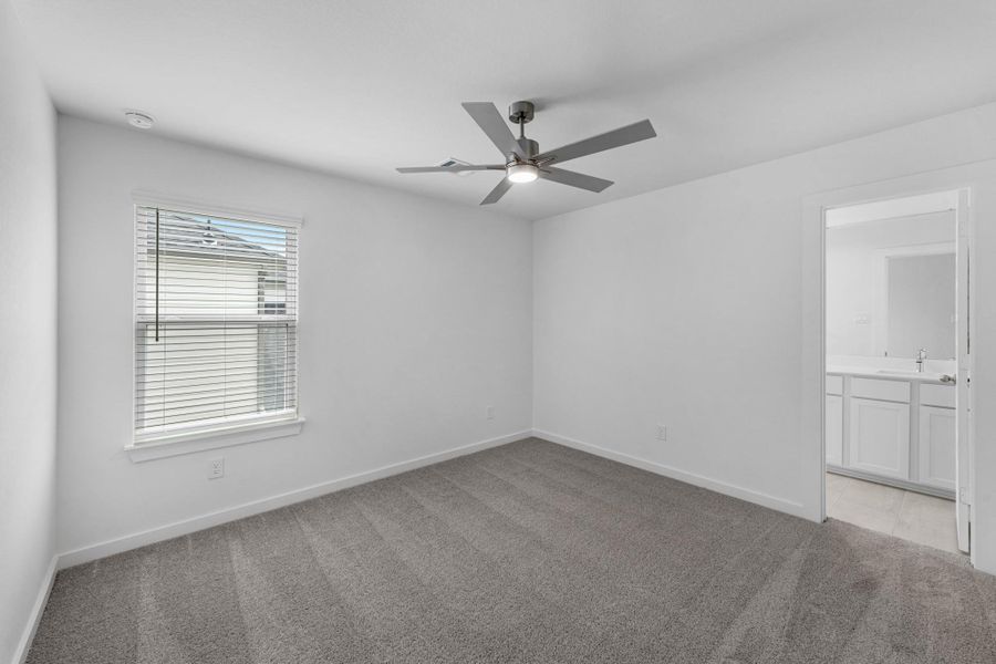 Spacious, unfurnished interior of a new home in Grand Mason Crossing, Katy (Image 15). Spacious, unfurnished interior of a new home in Grand Mason Crossing, Katy (Image 15).