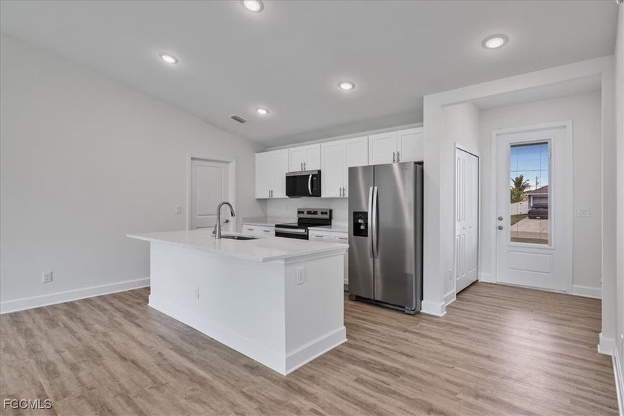 Furnished interior view inside a new home in Cape Coral, Cape Coral (Image 8).