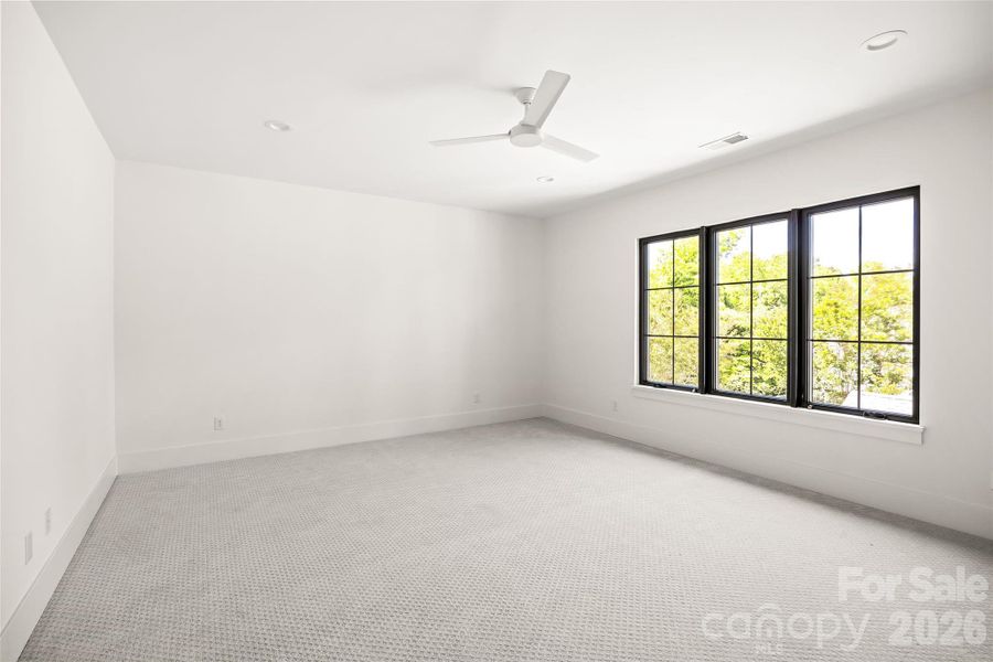 Spacious, unfurnished interior of a new home in , Charlotte (Image 27).