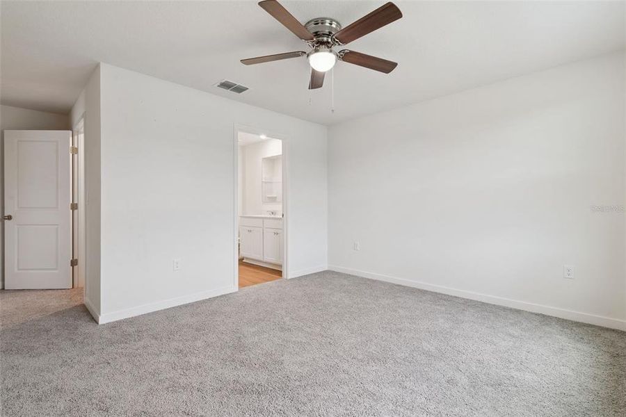Spacious, unfurnished interior of a new home in Vineland Reserve, Osteen (Image 21).