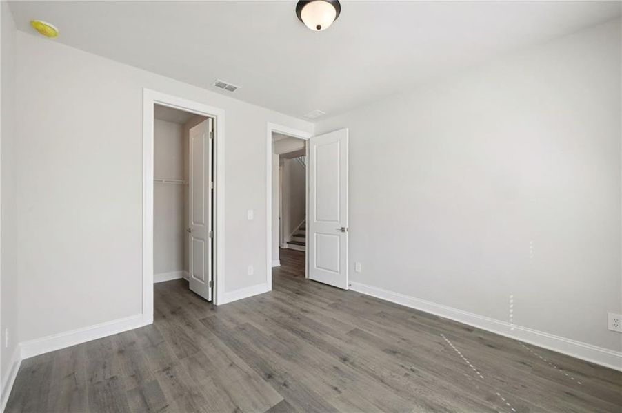 Spacious, unfurnished interior of a new home in River Pointe, Monroe (Image 24).