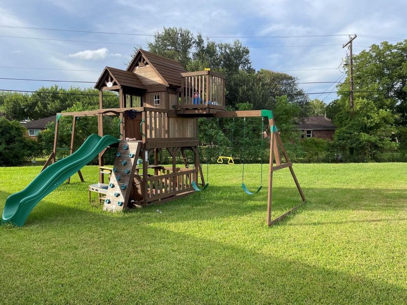 Community amenities in Greystone, Angleton (Image 18).