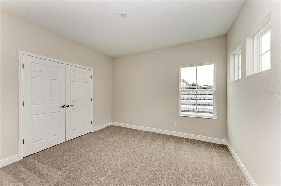 Spacious, unfurnished interior of a new home in Mirada, San Antonio (Image 31).