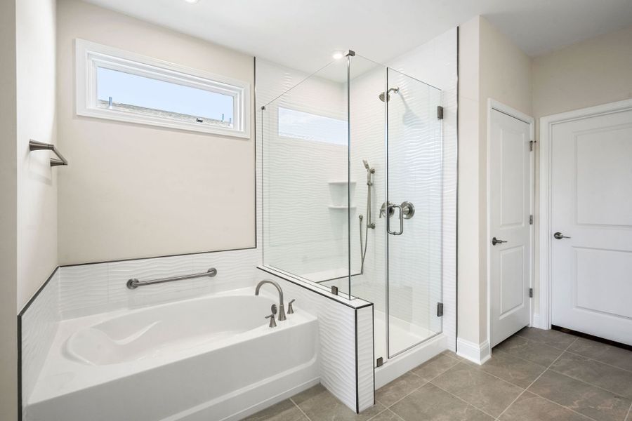 Furnished interior view inside a new home in Del Webb Savannah at Heartwood, Richmond Hill (Image 6).