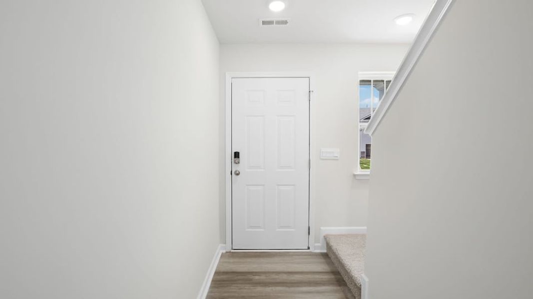 Spacious, unfurnished interior of a new home in Varner Station, Woodruff (Image 20).