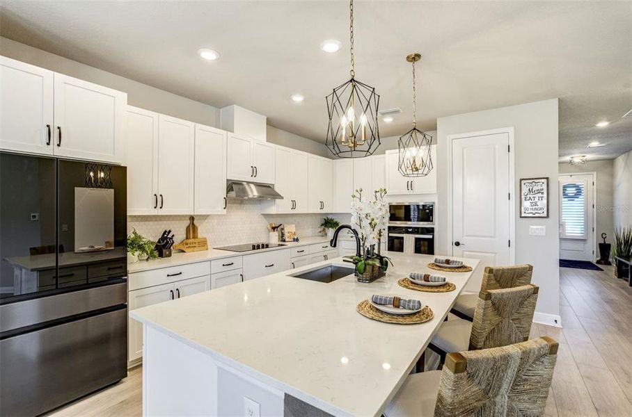 Furnished interior view inside a new home in , Tarpon Springs (Image 15).