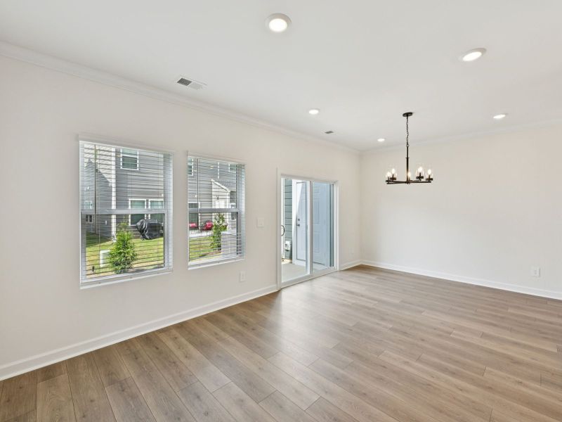 Spacious, unfurnished interior of a new home in Meadows at Wilson Farms - The Summit Series, Fort Mill (Image 9).