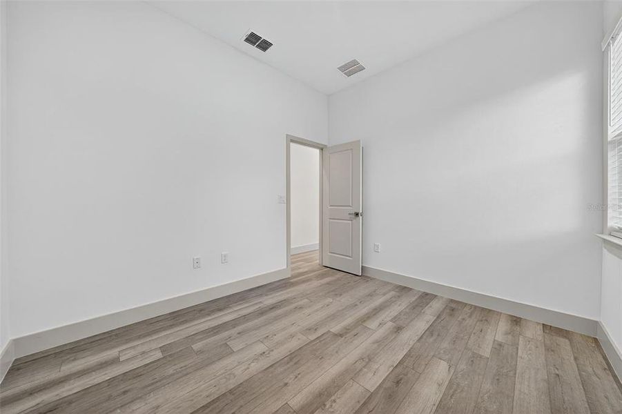 Spacious, unfurnished interior of a new home in , North Port (Image 45).