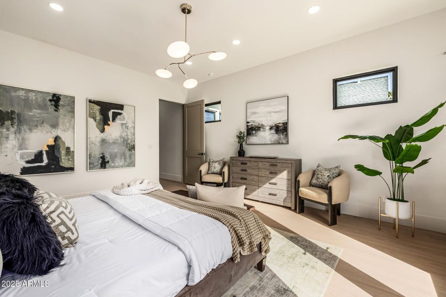 35 - Del Paisano Calle 35 - Del Paisano Calle