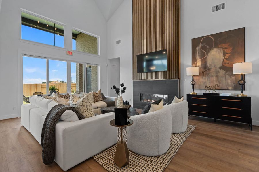 Furnished interior view inside a new home in Evergreen, Conroe (Image 19). Furnished interior view inside a new home in Evergreen, Conroe (Image 19).