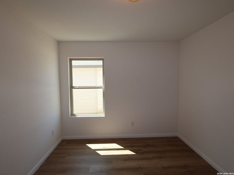 Spacious, unfurnished interior of a new home in Cinco Lakes, San Antonio (Image 16).