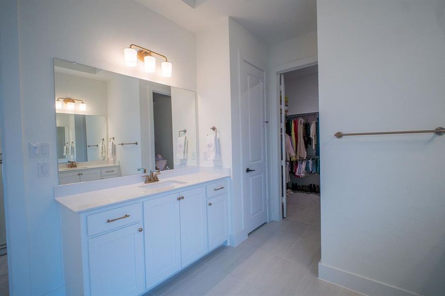 Furnished interior view inside a new home in The Homestead - 62', Rockwall (Image 18). Furnished interior view inside a new home in The Homestead - 62', Rockwall (Image 18).