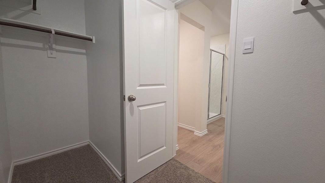 Spacious, unfurnished interior of a new home in Wildwood, Royse City (Image 12).