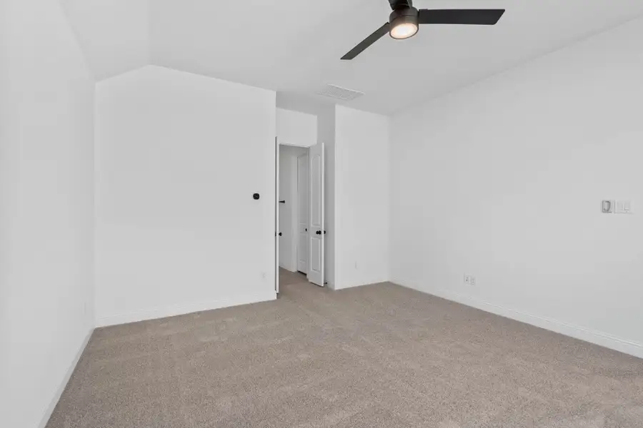 4br New Home in Flower Mound, TX.  - Slide 27