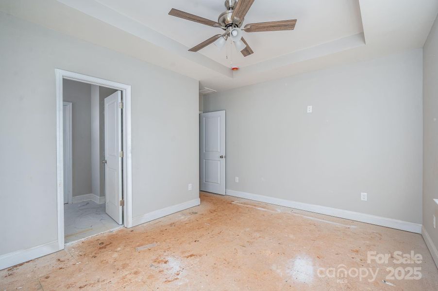 Image 38 of a home in .