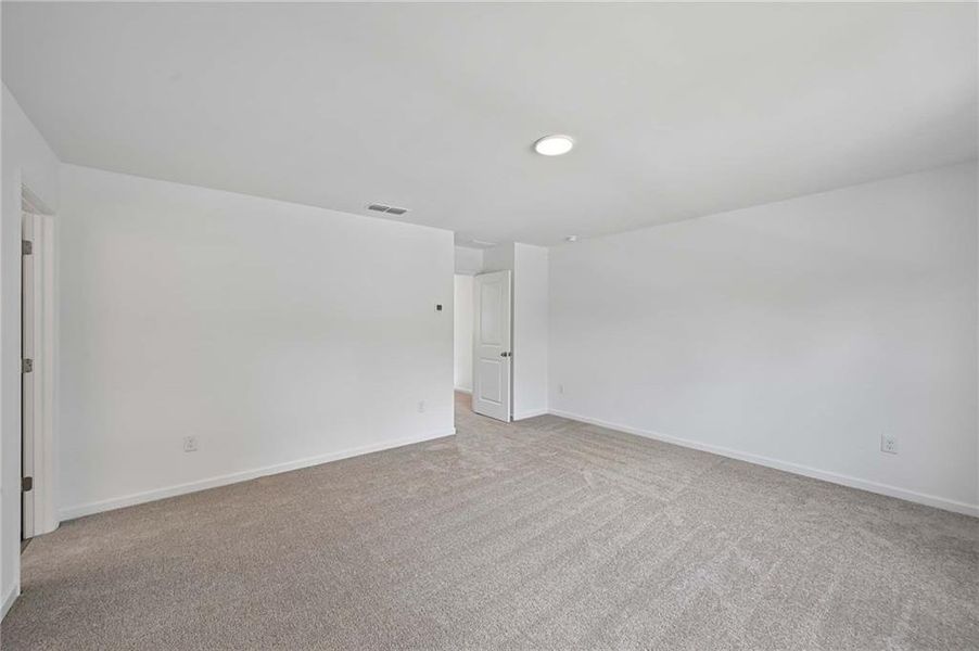 Spacious, unfurnished interior of a new home in Leydenview, Mableton (Image 22). Spacious, unfurnished interior of a new home in Leydenview, Mableton (Image 22).