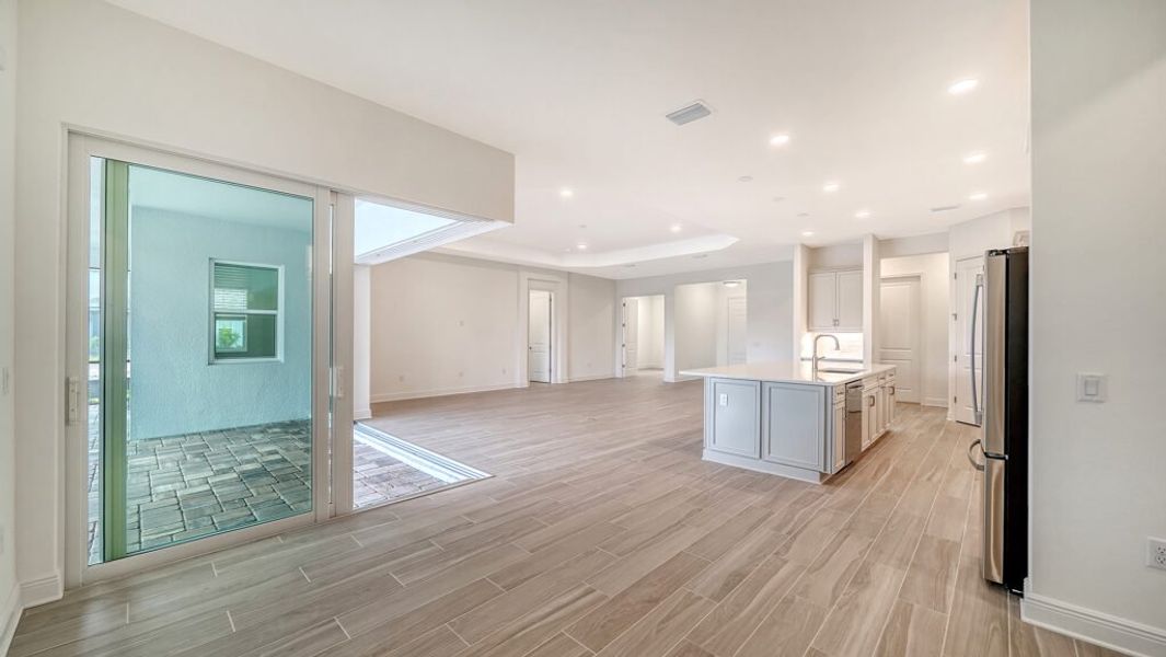 Spacious, unfurnished interior of a new home in Canoe Creek, Parrish (Image 35). Spacious, unfurnished interior of a new home in Canoe Creek, Parrish (Image 35).