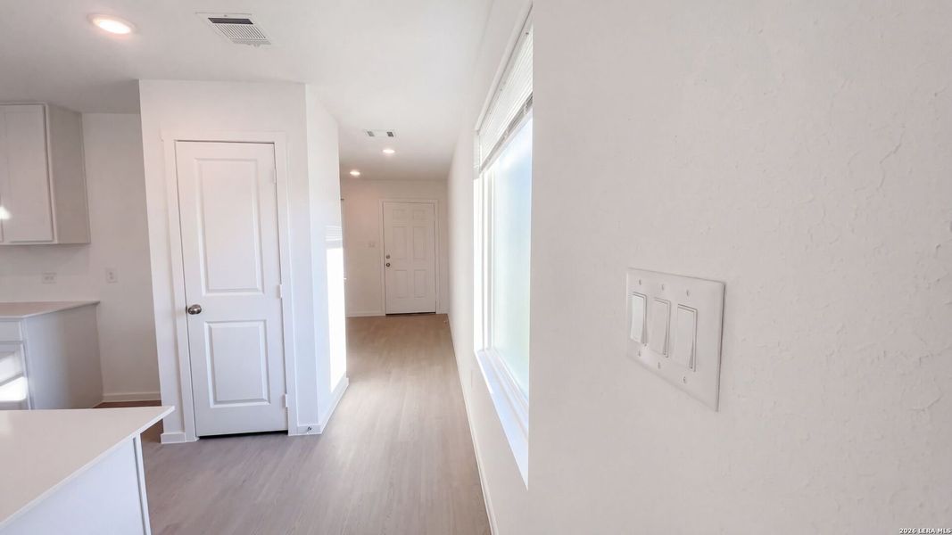 Spacious, unfurnished interior of a new home in Landon Ridge, San Antonio (Image 44).