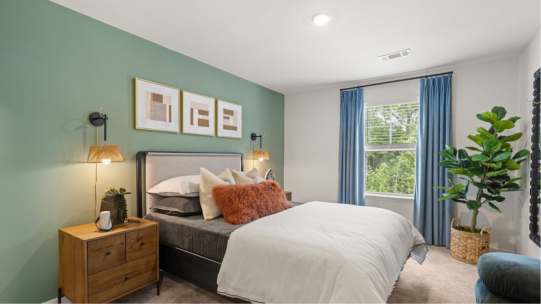 4257 Hawkins Bed2 1of2 F2 Base3 081325