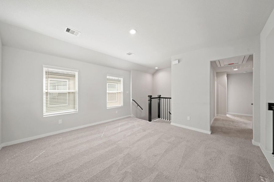 Spacious, unfurnished interior of a new home in Grand Oaks Village, Houston (Image 23). Spacious, unfurnished interior of a new home in Grand Oaks Village, Houston (Image 23).