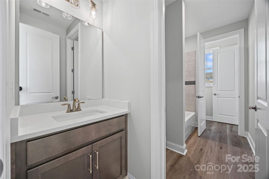 Furnished interior view inside a new home in Handsmill on Lake Wylie, York (Image 4).