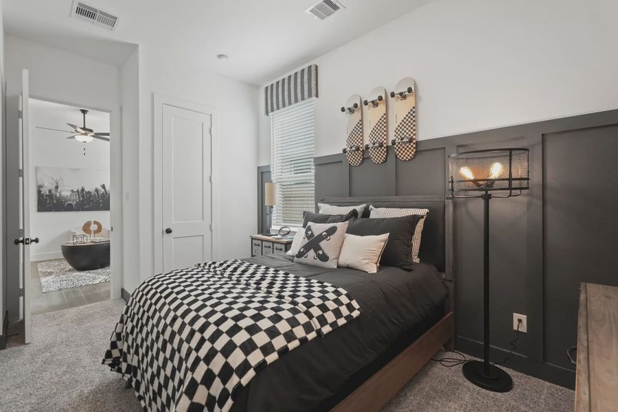 Representative furnished interior of a home built from the Oxford by Chesmar Homes in Attwater 55s, Waller (Image 14).