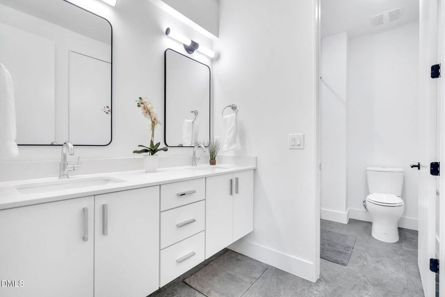 13-web-or-mls-DSC04859 13-web-or-mls-DSC04859