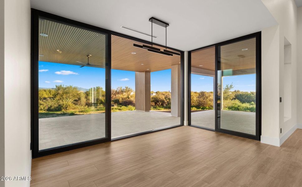 Great for Indoor/Outdoor Living Great for Indoor/Outdoor Living