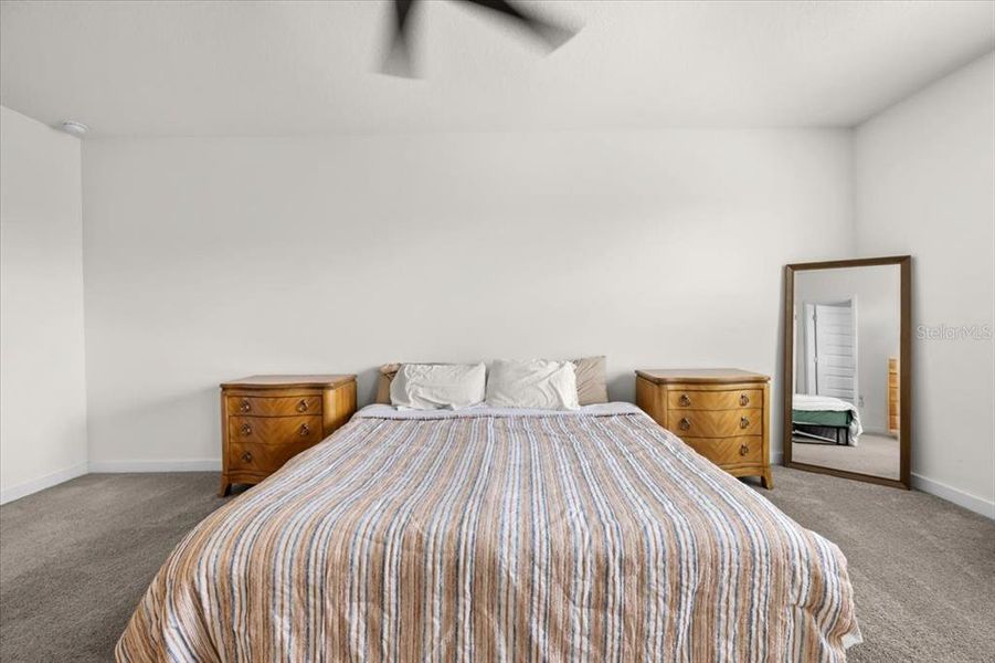 Furnished interior view inside a new home in Epperson, Wesley Chapel (Image 10).