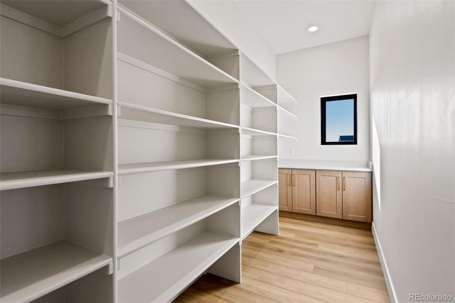 Walk in pantry